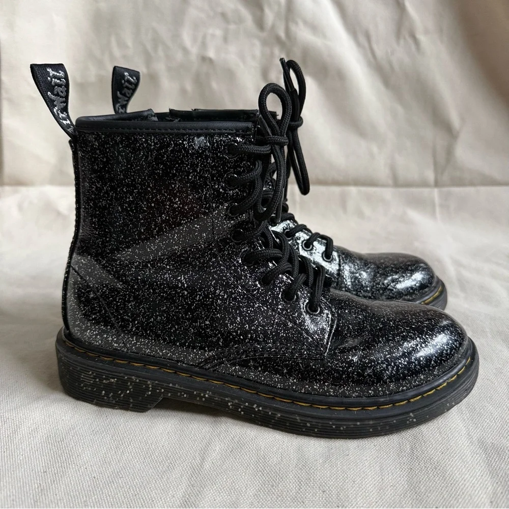 Dr. Martens Junior 1460 Boots in Black Cosmic Glitter Patent Leather